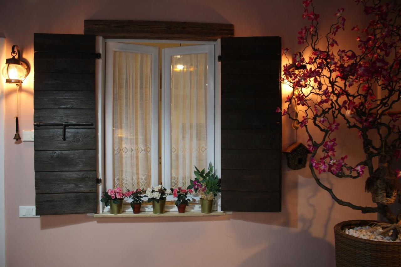 Appartamento Balcone Fiorito Fonzolo